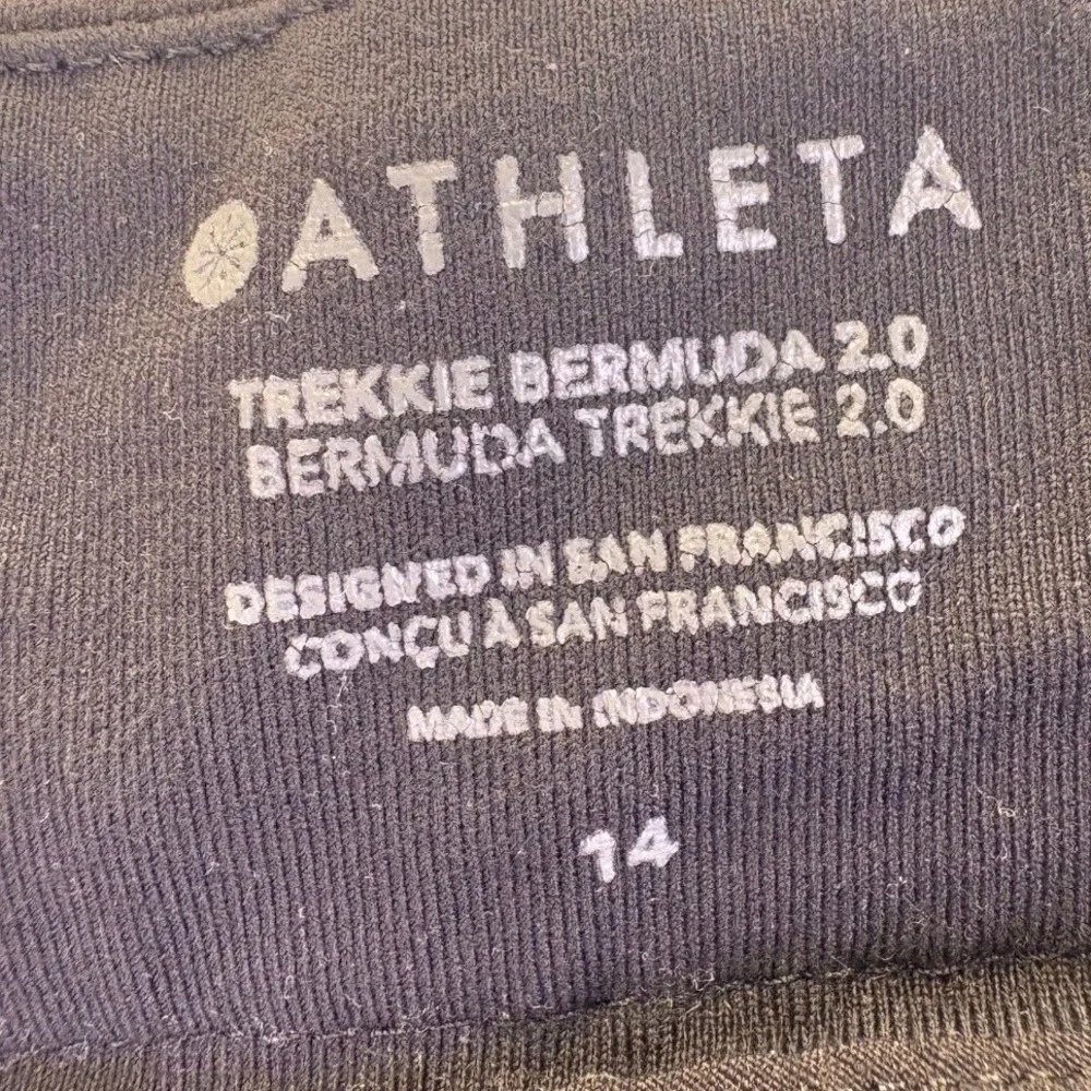 Athleta trekkie bermuda
